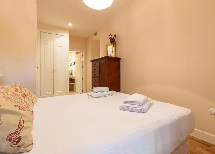 Allo Santo Domingo Parking 2